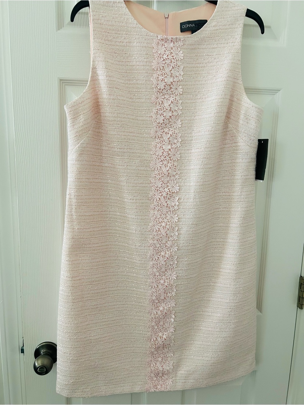 Donna Ricco Light Pink Bouclé Sleeveless Chemise